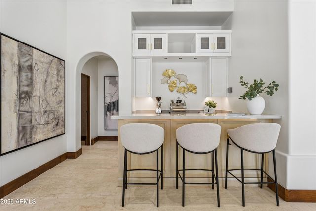 6001 E NAUMANN Drive, Paradise Valley, AZ 85253