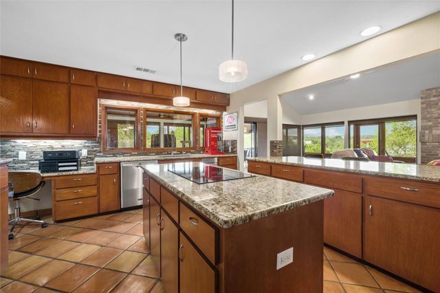 300 Sycamore Valley RD, Dripping Springs, TX 78620