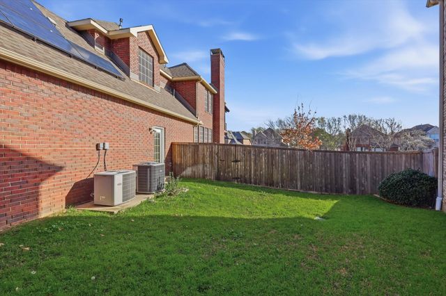 2904 Waterford Drive, Irving, TX 75063