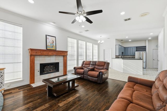 2904 Waterford Drive, Irving, TX 75063