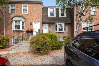 41 Derryfield Court, Manchester, NH 03104