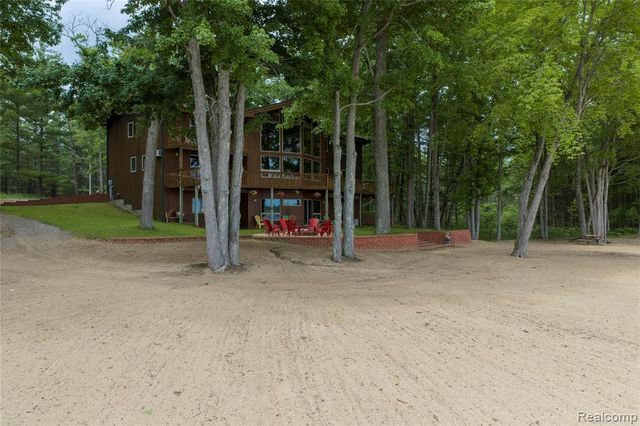 2300 Bliss Lane, National City, MI 48748