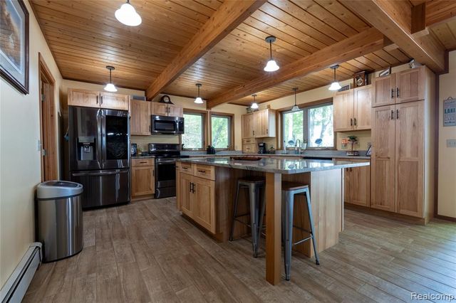 2300 Bliss Lane, National City, MI 48748