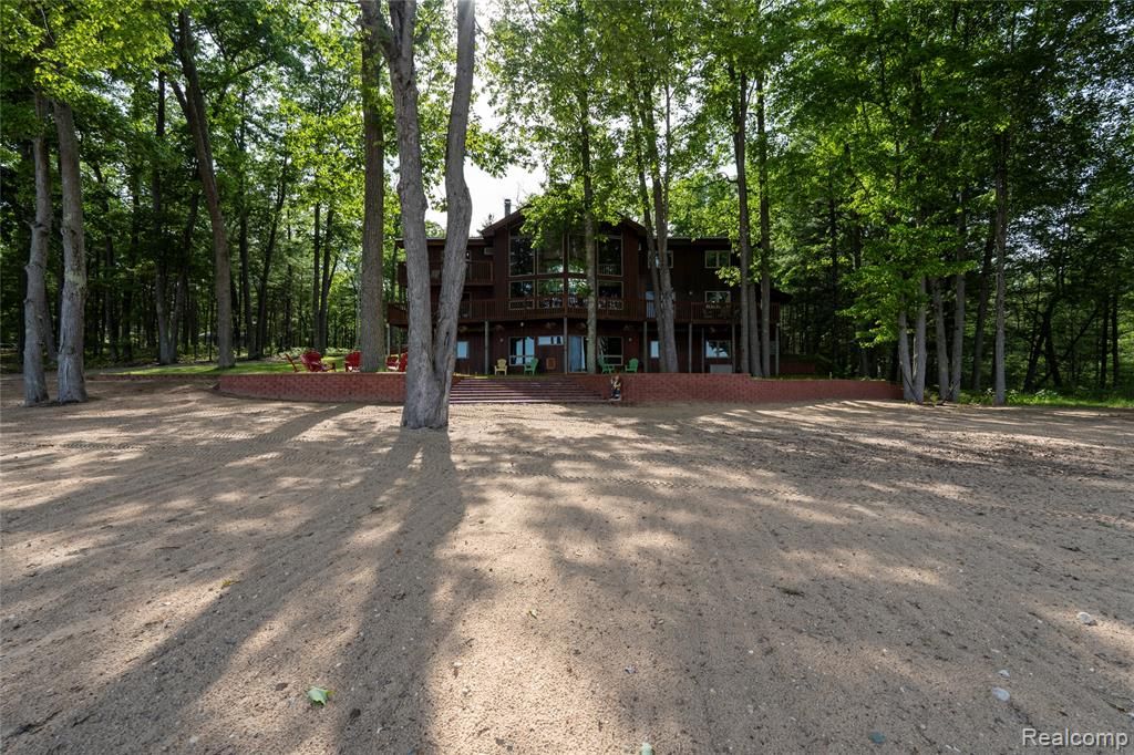 2300 Bliss Lane, National City, MI 48748