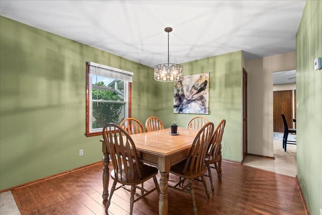 N90W17761 St Stevens DRIVE, Menomonee Falls, WI 53051
