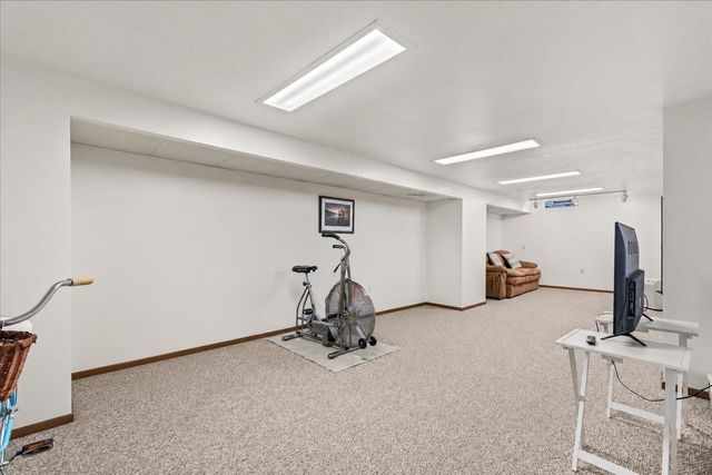 N90W17761 St Stevens DRIVE, Menomonee Falls, WI 53051