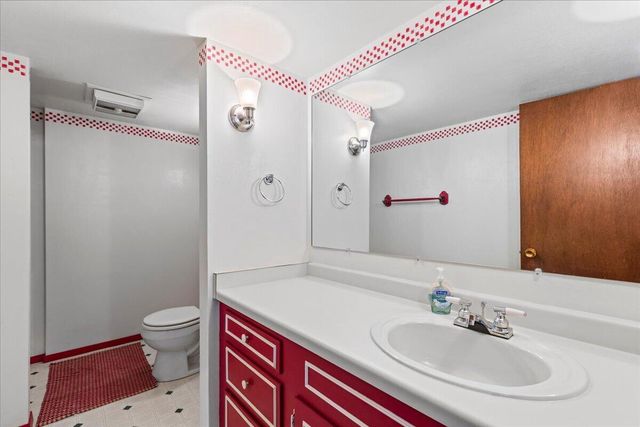 N90W17761 St Stevens DRIVE, Menomonee Falls, WI 53051