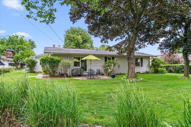 N90W17761 St Stevens DRIVE, Menomonee Falls, WI 53051