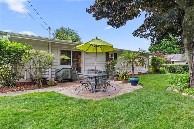 N90W17761 St Stevens DRIVE, Menomonee Falls, WI 53051