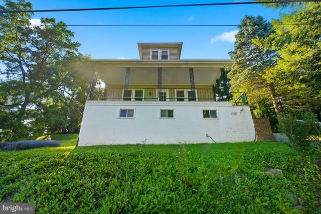 221 DALE ST, Hancock, MD 21750