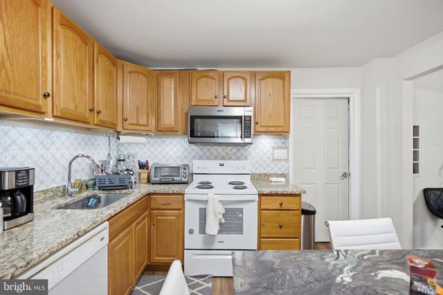 221 DALE ST, Hancock, MD 21750