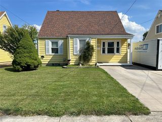 247 68th Street, Niagara Falls, NY 14304
