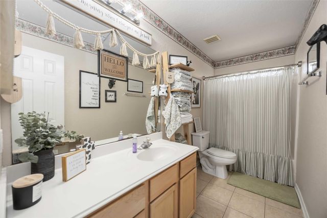 8686 Fm-2004, Santa Fe, TX 77510
