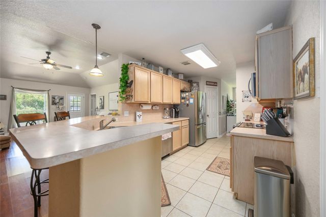 8686 Fm-2004, Santa Fe, TX 77510