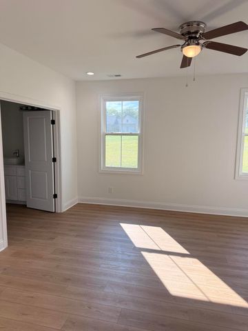 911 Milward Drive, Harrodsburg, KY 40330