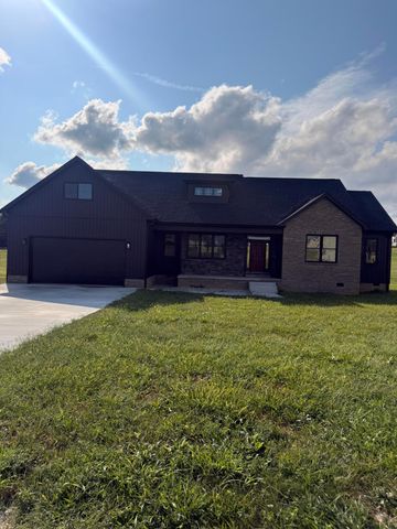 911 Milward Drive, Harrodsburg, KY 40330