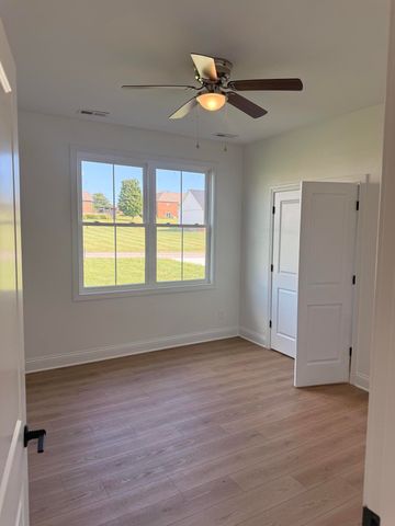 911 Milward Drive, Harrodsburg, KY 40330