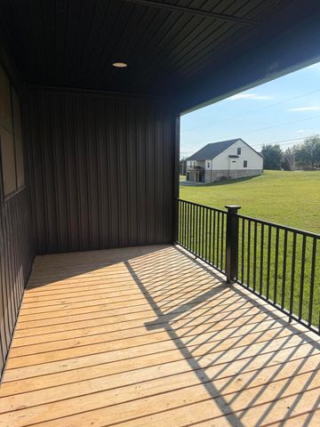 911 Milward Drive, Harrodsburg, KY 40330