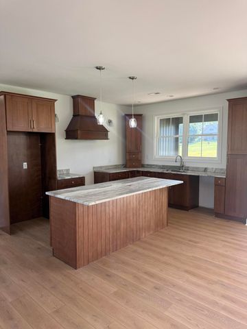 911 Milward Drive, Harrodsburg, KY 40330