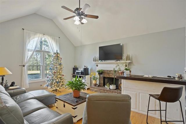 1663 Old Nelson Road, Ball Ground, GA 30107