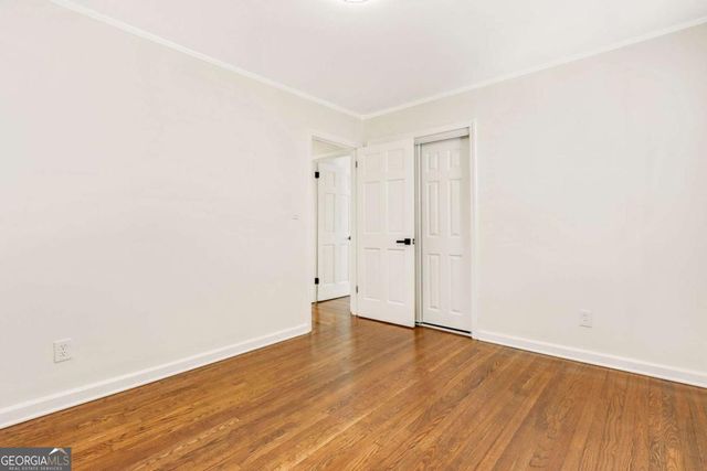 186 W Lake Drive NW, Atlanta, GA 30314