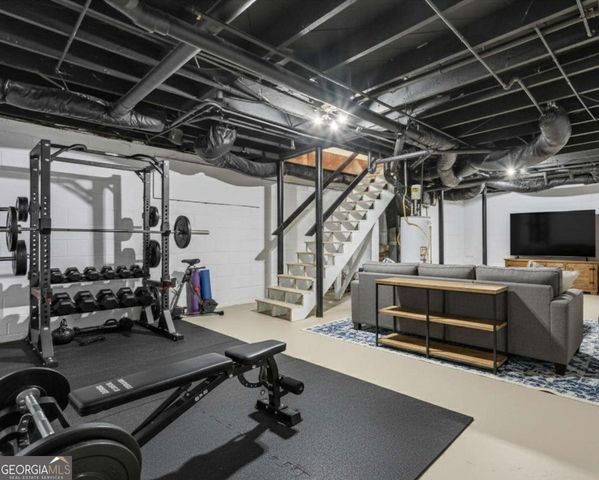 186 W Lake Drive NW, Atlanta, GA 30314