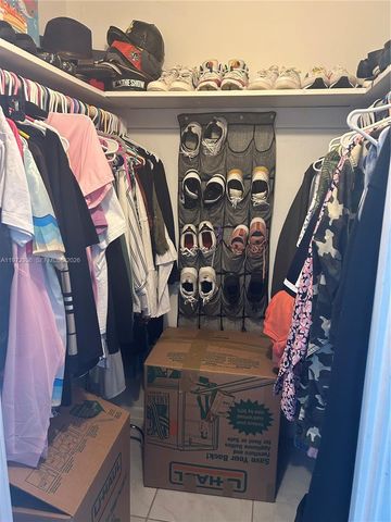 400 Kings Point Dr 1624, Sunny Isles Beach, FL 33160