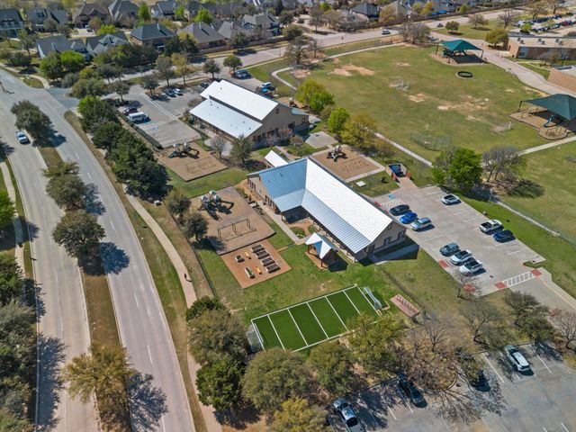 1211 Golf Club Drive, Lantana, TX 76226