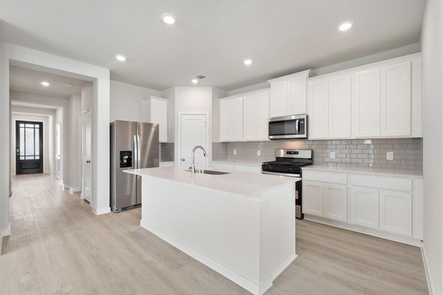 32312 Clouser Minnow Street, Fulshear, TX 77441