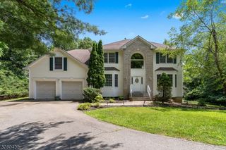 36 Indian Spring Rd, Mount Olive Twp., NJ 07828