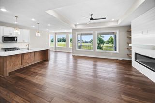 2525 Bos Landen Drive, Pella, IA 50219