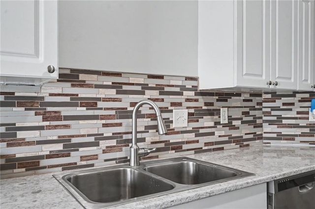 2012 E 26th Street, Lawrence, KS 66046