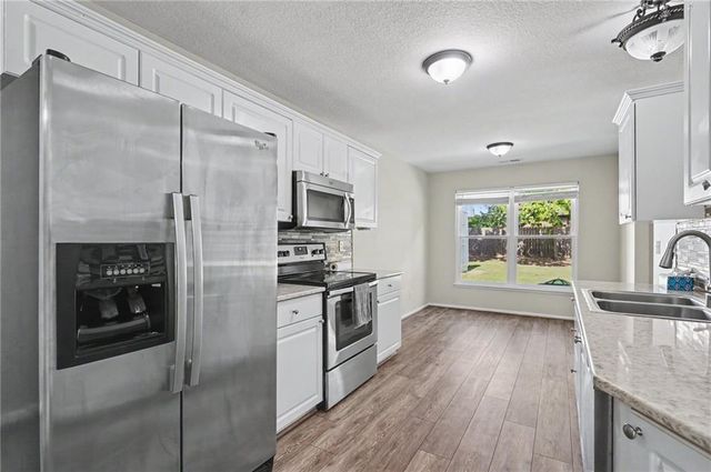 2012 E 26th Street, Lawrence, KS 66046
