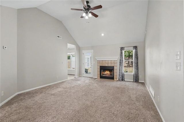 2012 E 26th Street, Lawrence, KS 66046