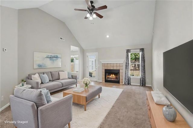 2012 E 26th Street, Lawrence, KS 66046