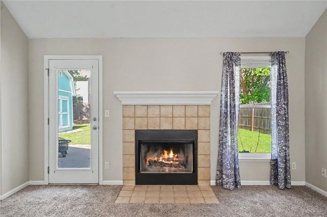 2012 E 26th Street, Lawrence, KS 66046