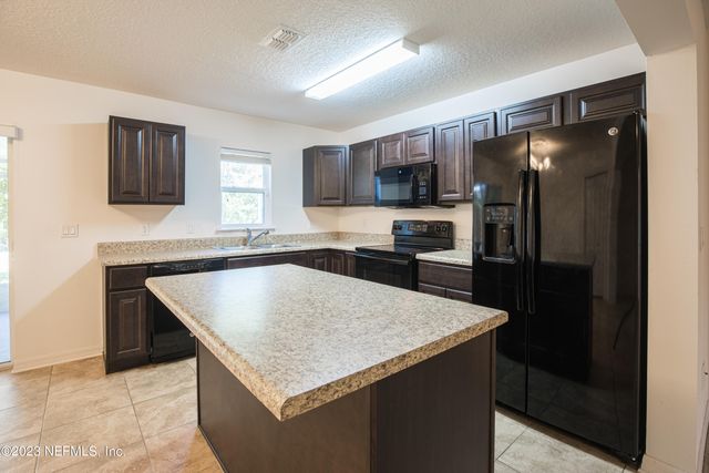 11657 HICKORY OAK Drive, Jacksonville, FL 32218