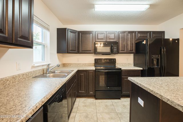 11657 HICKORY OAK Drive, Jacksonville, FL 32218