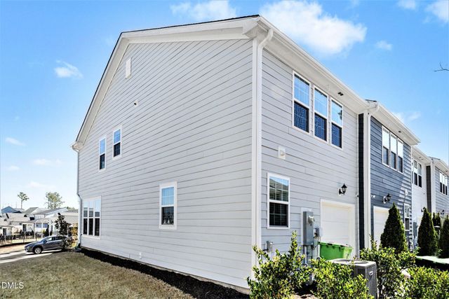 1826 Grassy Falls Lane, Wendell, NC 27591