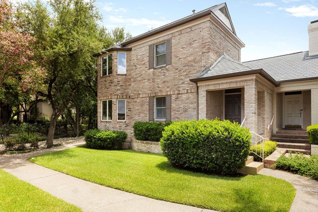 2834 Montebello RD B11, Austin, TX 78746
