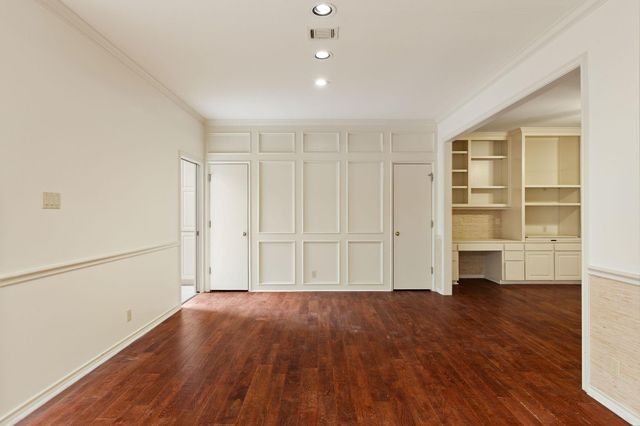 2834 Montebello RD B11, Austin, TX 78746