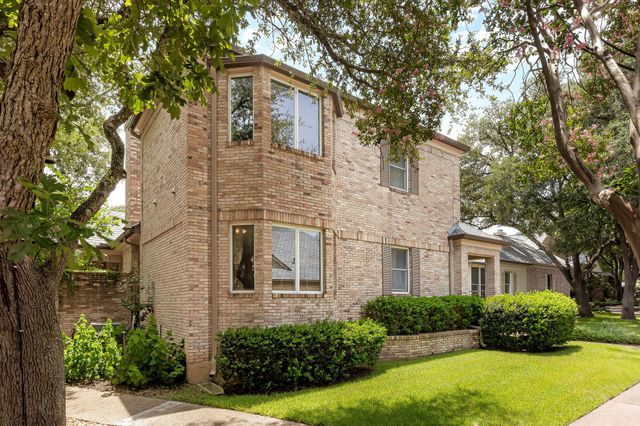 2834 Montebello RD B11, Austin, TX 78746