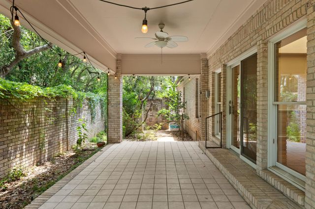 2834 Montebello RD B11, Austin, TX 78746