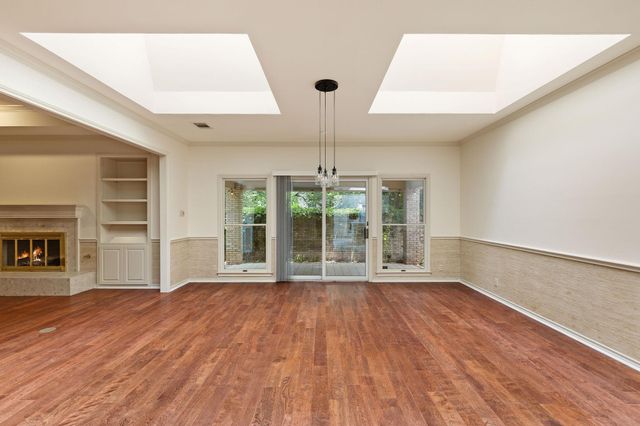 2834 Montebello RD B11, Austin, TX 78746