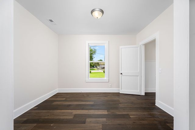 112 Re Davenport Ave, Auburntown, TN 37016