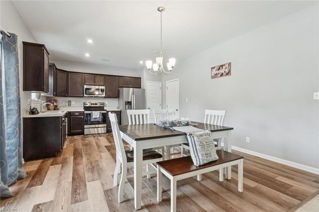 116 Meadows Landing LN, Suffolk, VA 23434