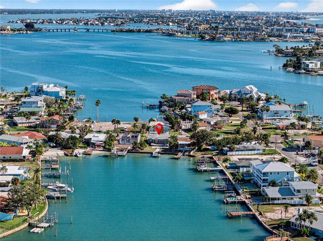 406 161ST AVENUE, Redington Beach, FL 33708