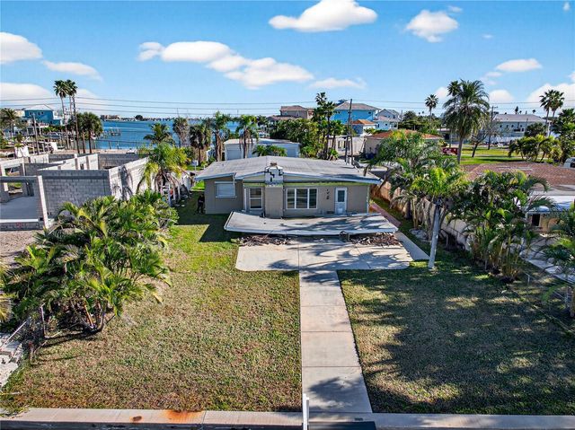 406 161ST AVENUE, Redington Beach, FL 33708