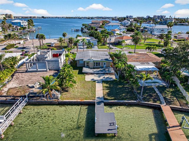 406 161ST AVENUE, Redington Beach, FL 33708