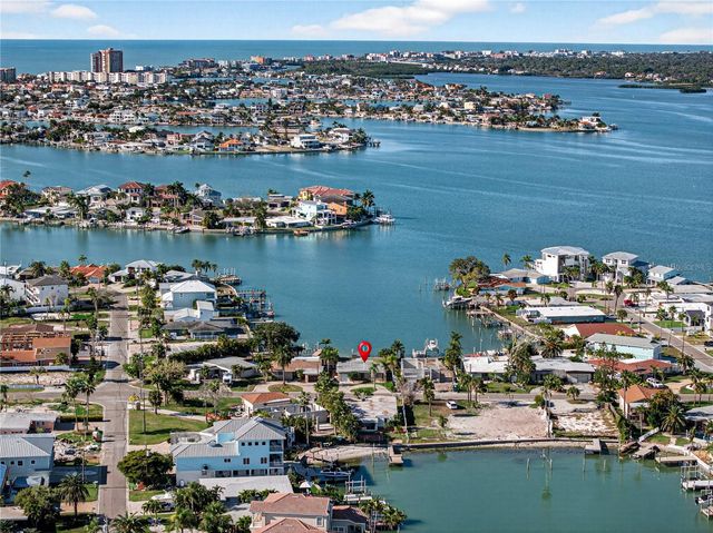 406 161ST AVENUE, Redington Beach, FL 33708